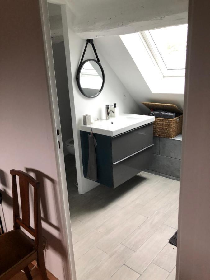 Grande Avec Salle De Bain Et Wc Prives Pontgouin